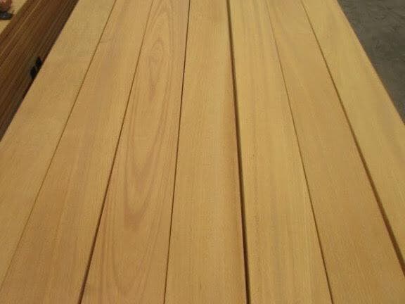 Garapa (Apuleia leiocarpa) hardwood — South American timber by Marine Box